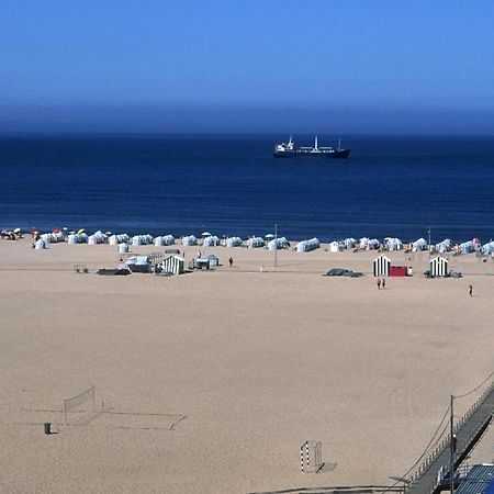 Encantador Apartamento A Frente Da Praia Do Sunset Фигейра да Фош Екстериор снимка