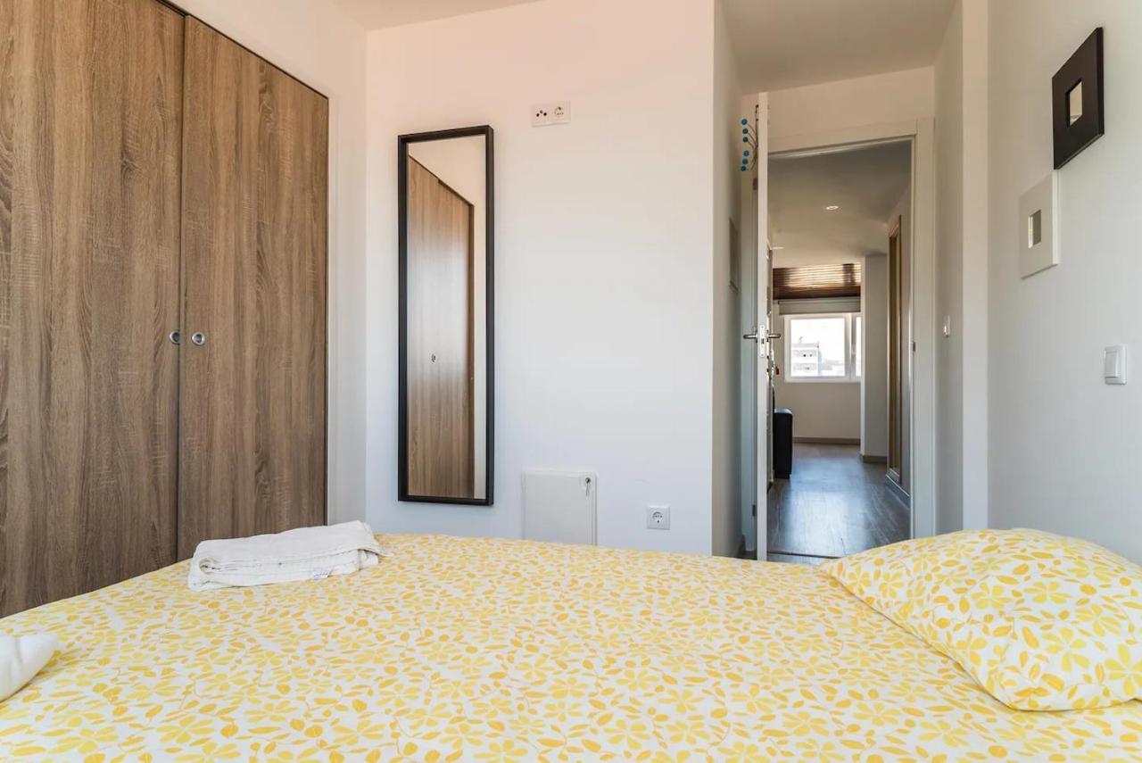 Encantador Apartamento A Frente Da Praia Do Sunset Фигейра да Фош Екстериор снимка